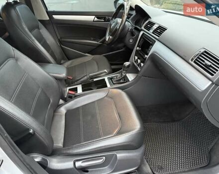 Серый Фольксваген Пассат, объемом двигателя 2.48 л и пробегом 185 тыс. км за 9800 $, фото 43 на Automoto.ua