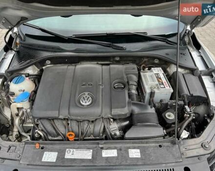 Серый Фольксваген Пассат, объемом двигателя 2.5 л и пробегом 294 тыс. км за 10200 $, фото 16 на Automoto.ua