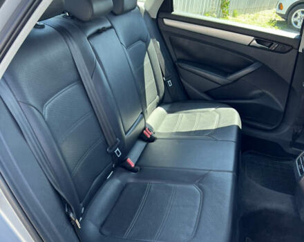 Серый Фольксваген Пассат, объемом двигателя 2.5 л и пробегом 196 тыс. км за 9999 $, фото 7 на Automoto.ua