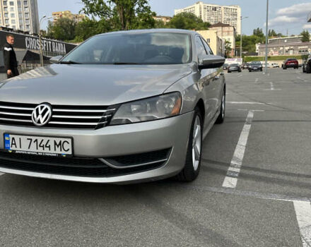 Серый Фольксваген Пассат, объемом двигателя 2.48 л и пробегом 249 тыс. км за 9000 $, фото 2 на Automoto.ua