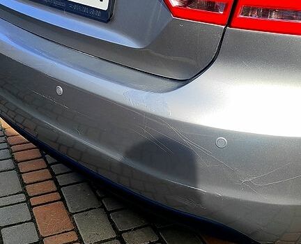 Серый Фольксваген Пассат, объемом двигателя 2.5 л и пробегом 295 тыс. км за 8999 $, фото 5 на Automoto.ua