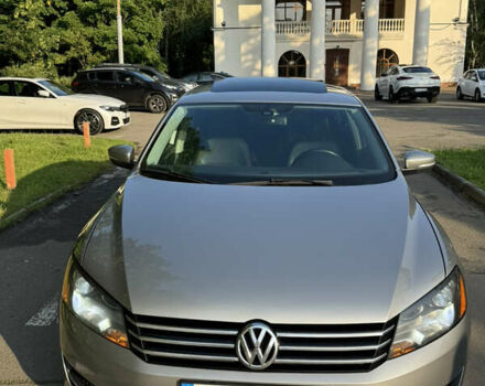 Сірий Фольксваген Пассат, об'ємом двигуна 2.5 л та пробігом 269 тис. км за 10500 $, фото 11 на Automoto.ua