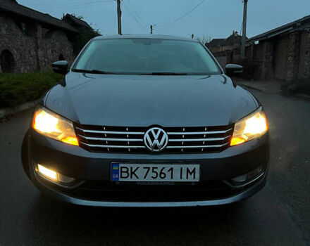 Сірий Фольксваген Пассат, об'ємом двигуна 2 л та пробігом 180 тис. км за 12200 $, фото 10 на Automoto.ua