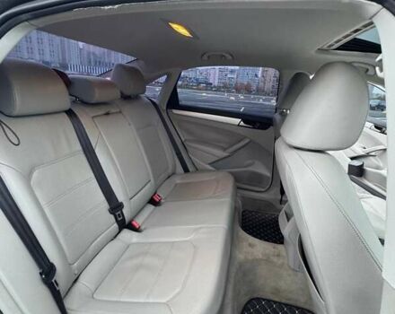 Серый Фольксваген Пассат, объемом двигателя 2.48 л и пробегом 214 тыс. км за 10200 $, фото 20 на Automoto.ua