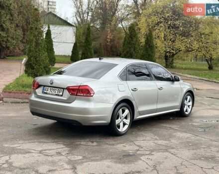 Фольксваген Пассат 2012 у Києві на Automoto.ua Сірий Фольксваген Пассат, об'ємом двигуна 2.5 л та пробігом 205 тис. км за 8299 $, фото 17 на Automoto.ua