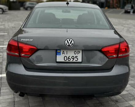 Серый Фольксваген Пассат, объемом двигателя 2.5 л и пробегом 290 тыс. км за 8900 $, фото 9 на Automoto.ua