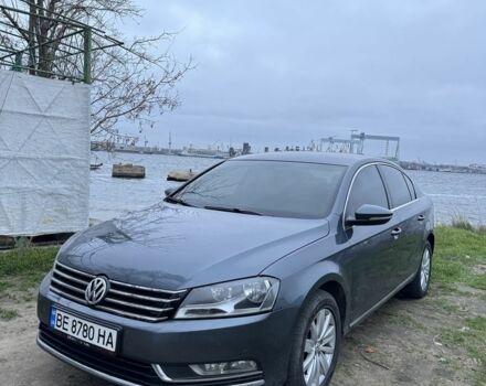 Серый Фольксваген Пассат, объемом двигателя 1.8 л и пробегом 308 тыс. км за 8800 $, фото 1 на Automoto.ua