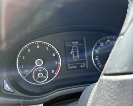 Серый Фольксваген Пассат, объемом двигателя 2.5 л и пробегом 266 тыс. км за 9500 $, фото 8 на Automoto.ua