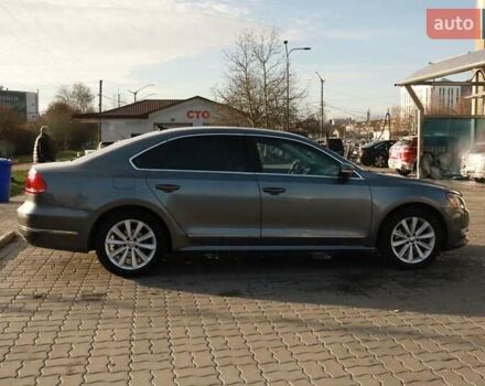 Серый Фольксваген Пассат, объемом двигателя 2.5 л и пробегом 140 тыс. км за 9900 $, фото 3 на Automoto.ua
