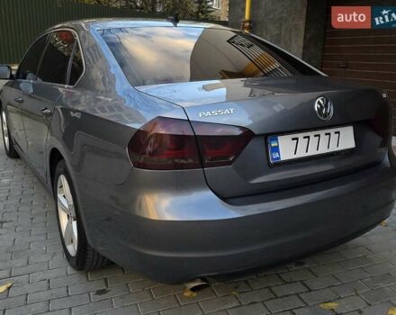 Серый Фольксваген Пассат, объемом двигателя 2.5 л и пробегом 241 тыс. км за 7450 $, фото 6 на Automoto.ua