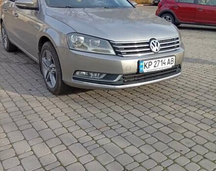 Серый Фольксваген Пассат, объемом двигателя 1.8 л и пробегом 164 тыс. км за 9500 $, фото 7 на Automoto.ua