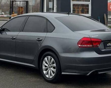 Серый Фольксваген Пассат, объемом двигателя 2.5 л и пробегом 143 тыс. км за 7950 $, фото 2 на Automoto.ua