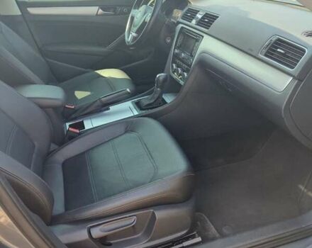 Серый Фольксваген Пассат, объемом двигателя 2.48 л и пробегом 171 тыс. км за 11950 $, фото 14 на Automoto.ua