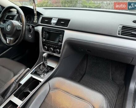 Серый Фольксваген Пассат, объемом двигателя 2.48 л и пробегом 185 тыс. км за 9800 $, фото 49 на Automoto.ua