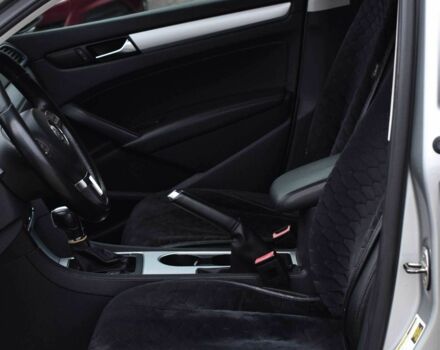 Сірий Фольксваген Пассат, об'ємом двигуна 2.5 л та пробігом 241 тис. км за 8790 $, фото 7 на Automoto.ua