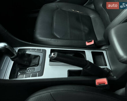 Серый Фольксваген Пассат, объемом двигателя 2.48 л и пробегом 249 тыс. км за 9000 $, фото 11 на Automoto.ua