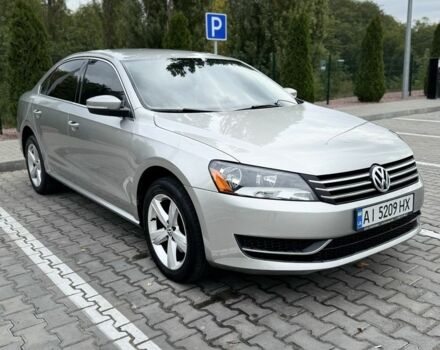 Серый Фольксваген Пассат, объемом двигателя 2.5 л и пробегом 269 тыс. км за 10000 $, фото 2 на Automoto.ua