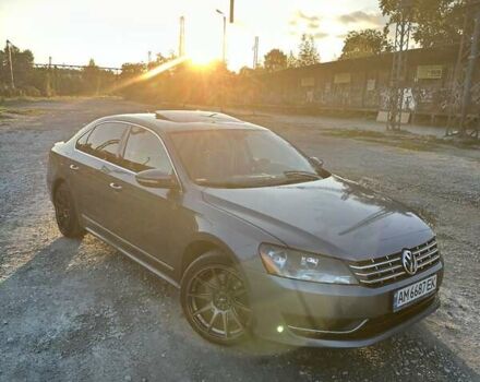 Серый Фольксваген Пассат, объемом двигателя 2.5 л и пробегом 276 тыс. км за 10500 $, фото 1 на Automoto.ua
