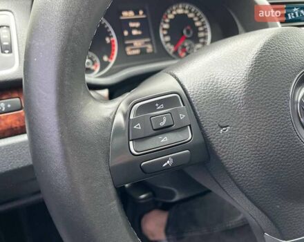 Сірий Фольксваген Пассат, об'ємом двигуна 2 л та пробігом 163 тис. км за 13500 $, фото 12 на Automoto.ua