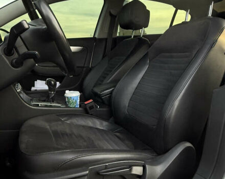 Серый Фольксваген Пассат, объемом двигателя 1.97 л и пробегом 213 тыс. км за 10700 $, фото 7 на Automoto.ua