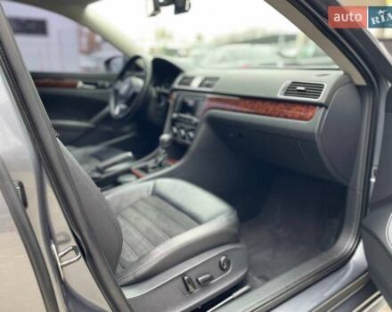Сірий Фольксваген Пассат, об'ємом двигуна 2 л та пробігом 163 тис. км за 13500 $, фото 20 на Automoto.ua