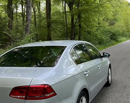 Серый Фольксваген Пассат, объемом двигателя 1.39 л и пробегом 280 тыс. км за 10000 $, фото 7 на Automoto.ua