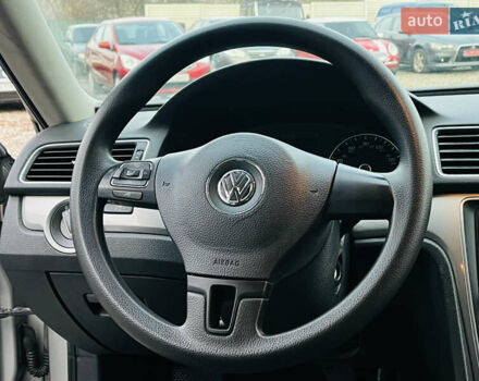 Серый Фольксваген Пассат, объемом двигателя 2.5 л и пробегом 254 тыс. км за 8700 $, фото 14 на Automoto.ua