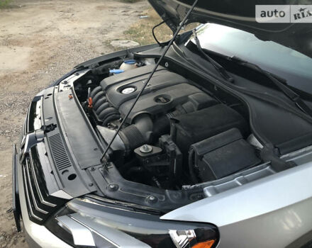 Серый Фольксваген Пассат, объемом двигателя 2.5 л и пробегом 133 тыс. км за 11111 $, фото 102 на Automoto.ua