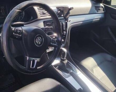 Серый Фольксваген Пассат, объемом двигателя 2.5 л и пробегом 251 тыс. км за 10999 $, фото 18 на Automoto.ua