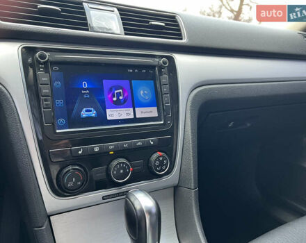 Серый Фольксваген Пассат, объемом двигателя 2.5 л и пробегом 163 тыс. км за 9200 $, фото 36 на Automoto.ua