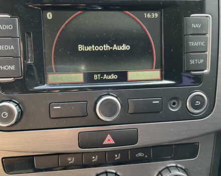 Серый Фольксваген Пассат, объемом двигателя 1.6 л и пробегом 283 тыс. км за 9700 $, фото 10 на Automoto.ua