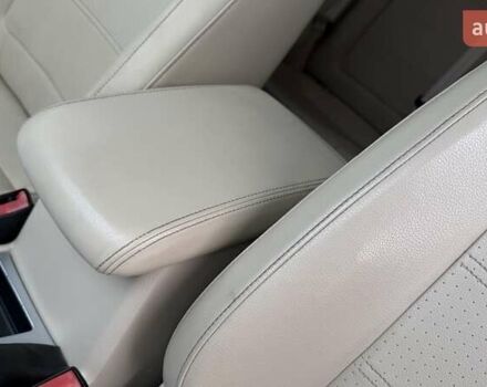 Серый Фольксваген Пассат, объемом двигателя 2.48 л и пробегом 217 тыс. км за 10499 $, фото 19 на Automoto.ua