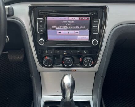 Серый Фольксваген Пассат, объемом двигателя 2.5 л и пробегом 193 тыс. км за 9400 $, фото 14 на Automoto.ua