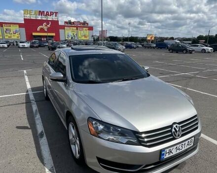Серый Фольксваген Пассат, объемом двигателя 2.5 л и пробегом 186 тыс. км за 11200 $, фото 1 на Automoto.ua