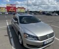 Серый Фольксваген Пассат, объемом двигателя 2.5 л и пробегом 186 тыс. км за 11200 $, фото 1 на Automoto.ua