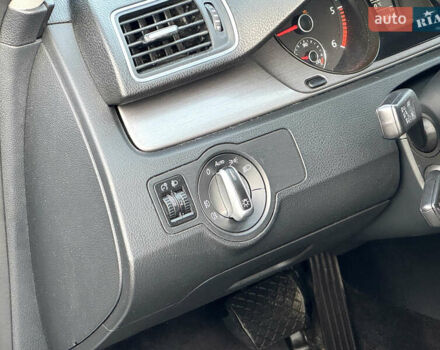 Сірий Фольксваген Пассат, об'ємом двигуна 1.97 л та пробігом 220 тис. км за 11499 $, фото 31 на Automoto.ua