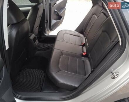 Сірий Фольксваген Пассат, об'ємом двигуна 2.5 л та пробігом 216 тис. км за 9800 $, фото 17 на Automoto.ua