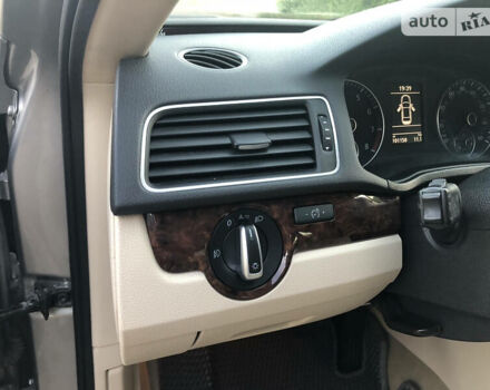 Серый Фольксваген Пассат, объемом двигателя 2.5 л и пробегом 133 тыс. км за 11111 $, фото 64 на Automoto.ua