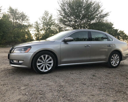 Серый Фольксваген Пассат, объемом двигателя 2.5 л и пробегом 133 тыс. км за 11111 $, фото 4 на Automoto.ua