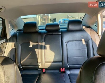 Серый Фольксваген Пассат, объемом двигателя 2.48 л и пробегом 171 тыс. км за 11950 $, фото 21 на Automoto.ua