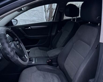 Серый Фольксваген Пассат, объемом двигателя 1.8 л и пробегом 308 тыс. км за 8800 $, фото 6 на Automoto.ua