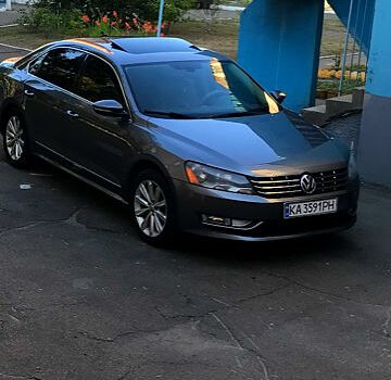 Сірий Фольксваген Пассат, об'ємом двигуна 2.5 л та пробігом 280 тис. км за 9400 $, фото 1 на Automoto.ua