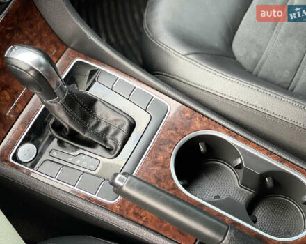 Фольксваген Пассат 2012 в Нововолынск на Automoto.ua Серый Фольксваген Пассат, объемом двигателя 1.97 л и пробегом 197 тыс. км за 12800 $, фото 37 на Automoto.ua