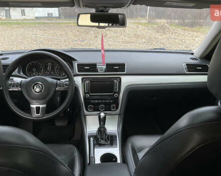 Серый Фольксваген Пассат, объемом двигателя 2.5 л и пробегом 271 тыс. км за 9500 $, фото 30 на Automoto.ua