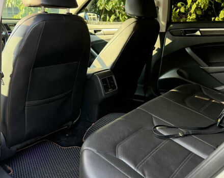 Сірий Фольксваген Пассат, об'ємом двигуна 2.5 л та пробігом 269 тис. км за 10500 $, фото 17 на Automoto.ua