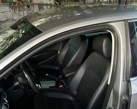 Серый Фольксваген Пассат, объемом двигателя 2.5 л и пробегом 251 тыс. км за 10999 $, фото 24 на Automoto.ua