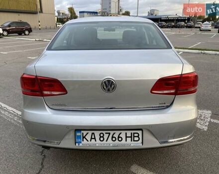 Сірий Фольксваген Пассат, об'ємом двигуна 1.6 л та пробігом 323 тис. км за 8000 $, фото 5 на Automoto.ua