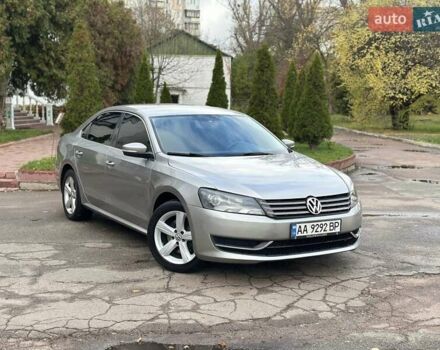 Фольксваген Пассат 2012 у Києві на Automoto.ua Сірий Фольксваген Пассат, об'ємом двигуна 2.5 л та пробігом 205 тис. км за 8299 $, фото 6 на Automoto.ua