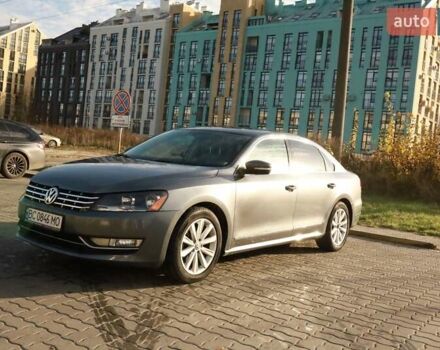 Серый Фольксваген Пассат, объемом двигателя 2.5 л и пробегом 140 тыс. км за 9900 $, фото 10 на Automoto.ua