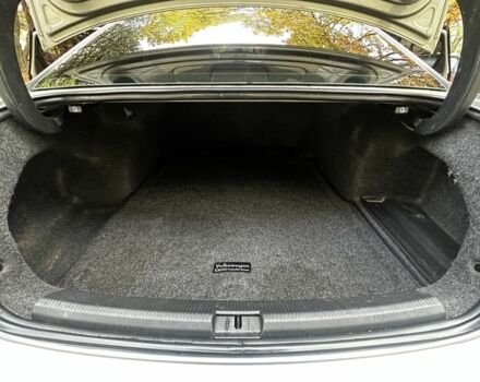 Фольксваген Пассат 2012 у Києві на Automoto.ua Сірий Фольксваген Пассат, об'ємом двигуна 2.5 л та пробігом 199 тис. км за 8299 $, фото 15 на Automoto.ua